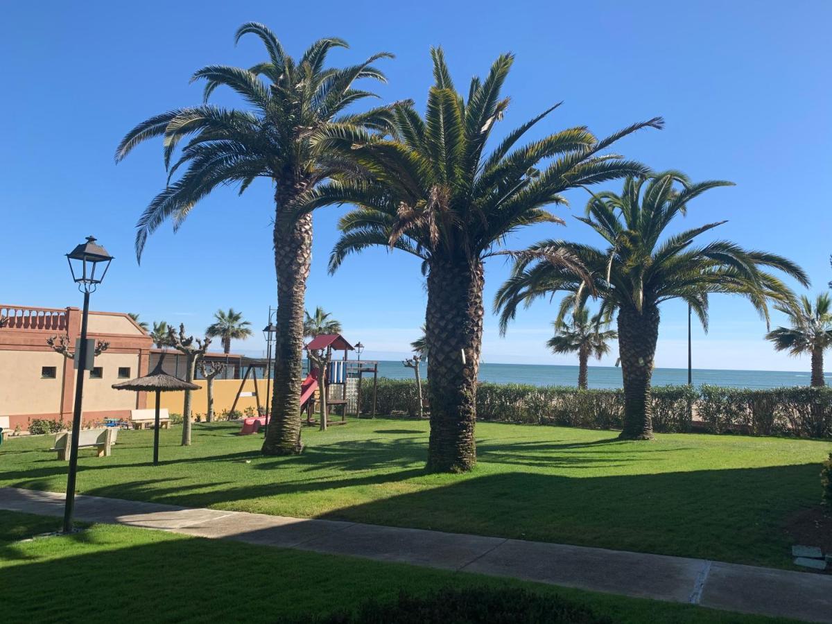 Primera Linea De Playa Con Vistas Al Mar Isla Canela Kültér fotó