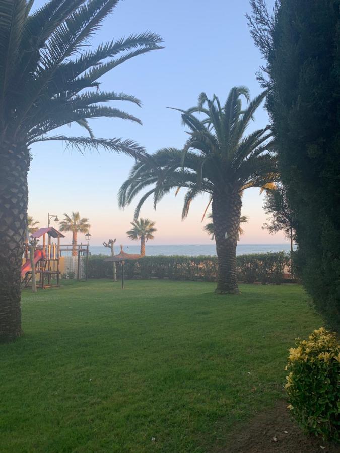 Primera Linea De Playa Con Vistas Al Mar Isla Canela Kültér fotó